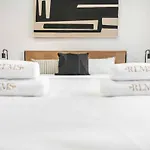 Bright Getaway With Patio By Rems Málaga